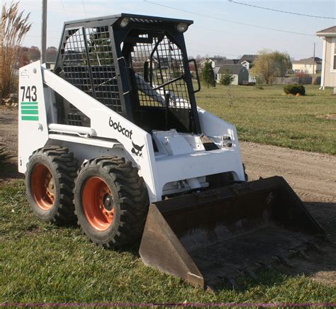 bobcat 743 skid steer value|bobcat 743b skidsteer.